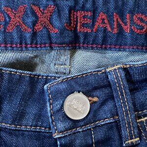 MEXX Jeans Size26/33 NEW without tags